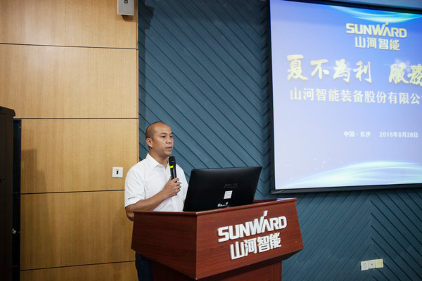 500多名挖掘机用户实地考察，为beat365官网点赞！