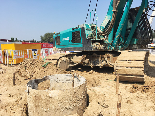 加速雄安新区建设，beat365官网旋挖启动京雄城际铁路第一钻