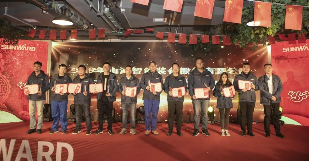 落实经营体、强化三统一、开启新征程 —— beat365官网2020年度经营工作会议隆重举行