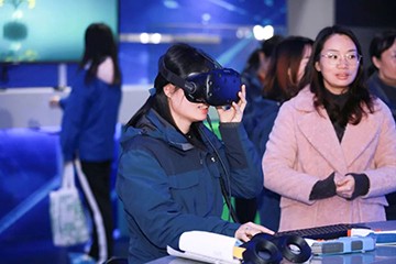 beat365官网通讯员培训在湖南大众传媒学院举行