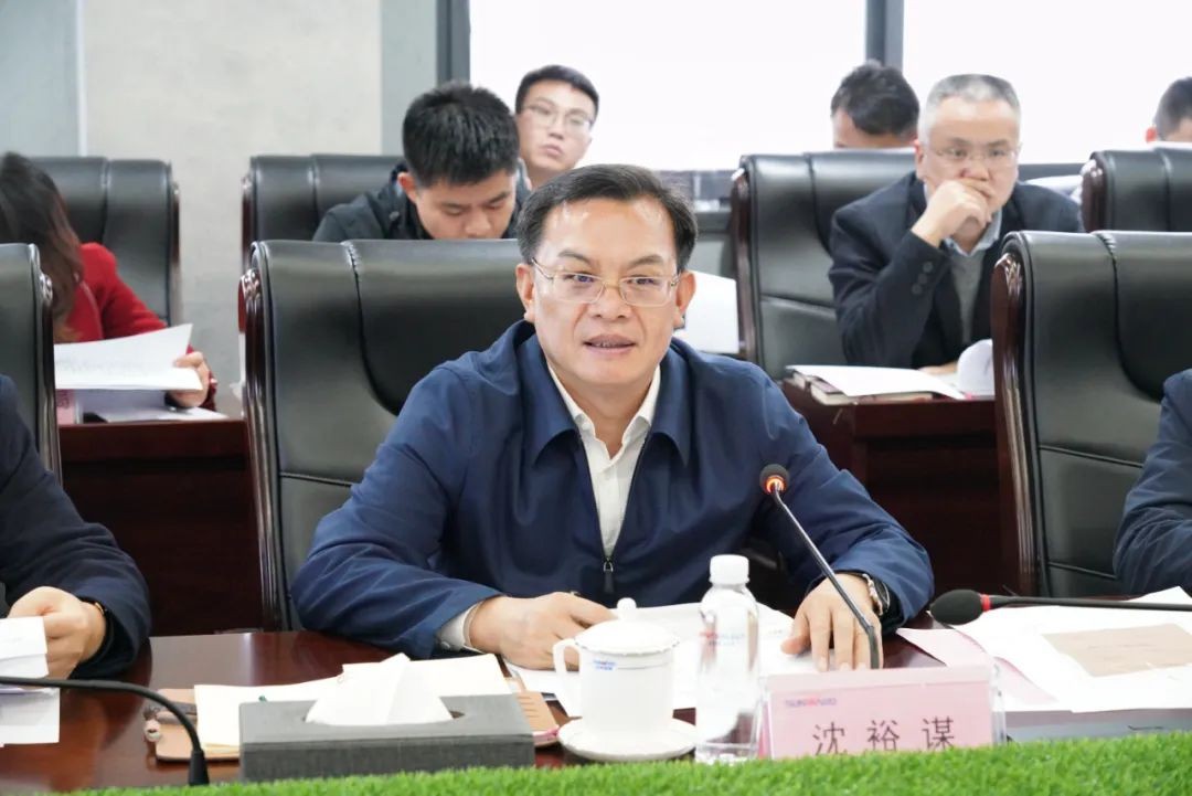 贯彻落实习近平总书记重要讲话精神，全力助推beat365官网做大做强