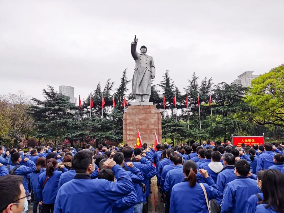 觅红色历史 践初心使命——beat365官网全体党员赴长沙党史馆开展主题党日活动