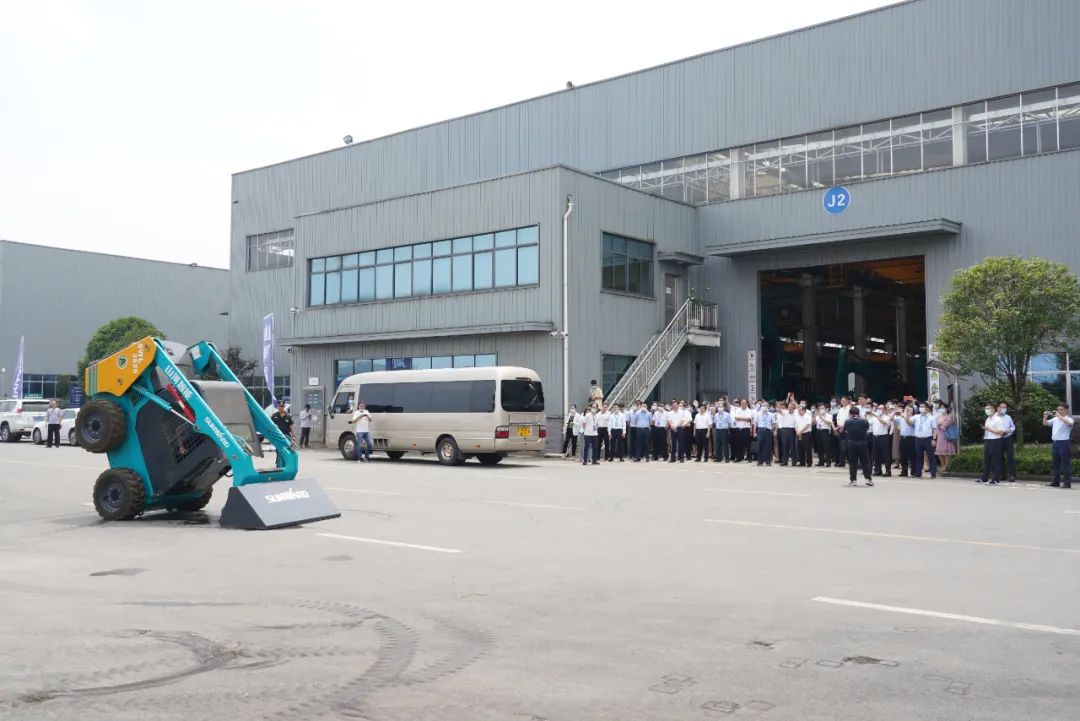 全国战略性新兴产业集群建设考察团调研beat365官网