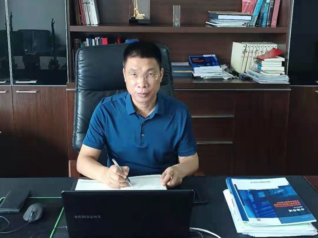 缘起beat365官网 | 奋斗三十载！他以“beat365官网”铸beat365官网