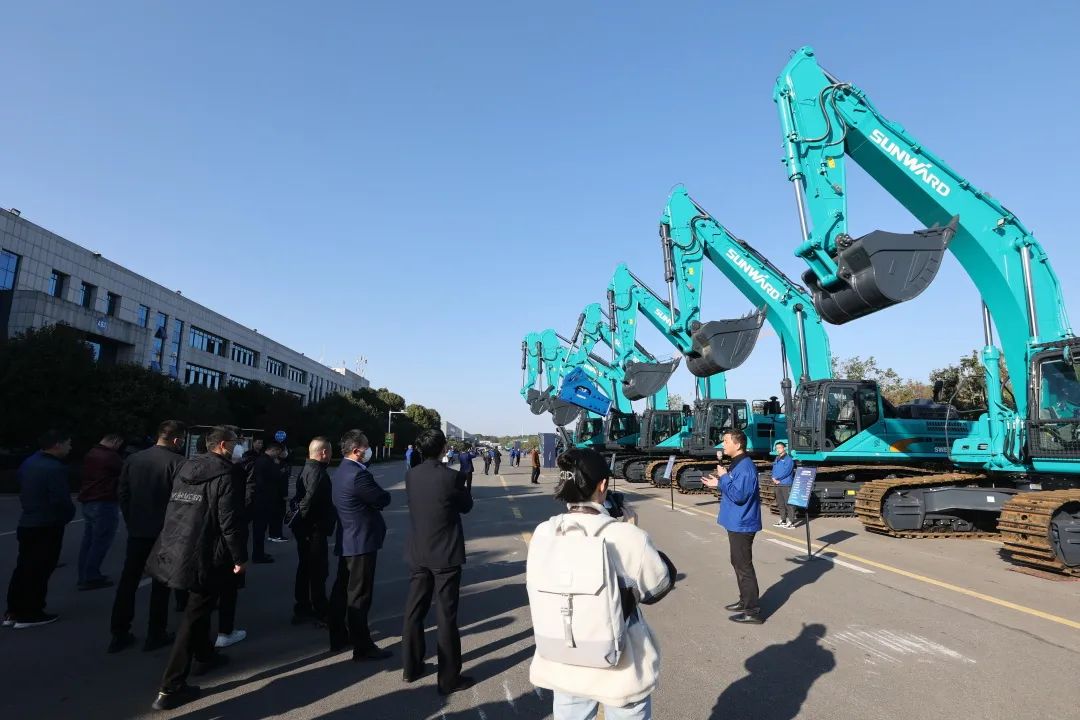 全球首创5G+智能钻机重磅发布，beat365官网倾力打造绿色智慧矿山成套装备