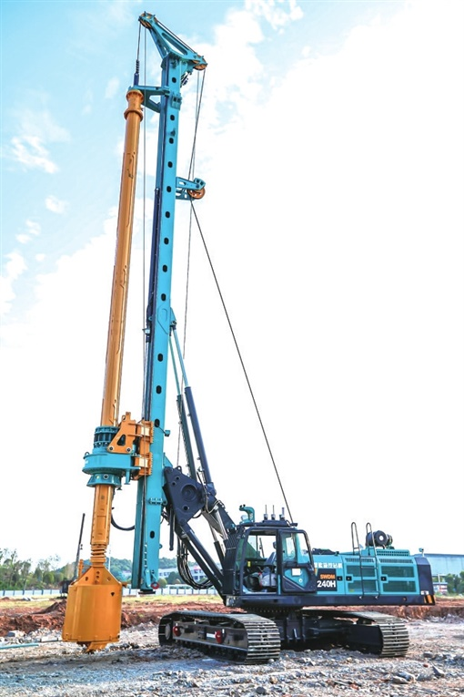 湖南日报:beat365官网致力解决地下工程施工“疑难杂症” 成为地下工程装备领军者