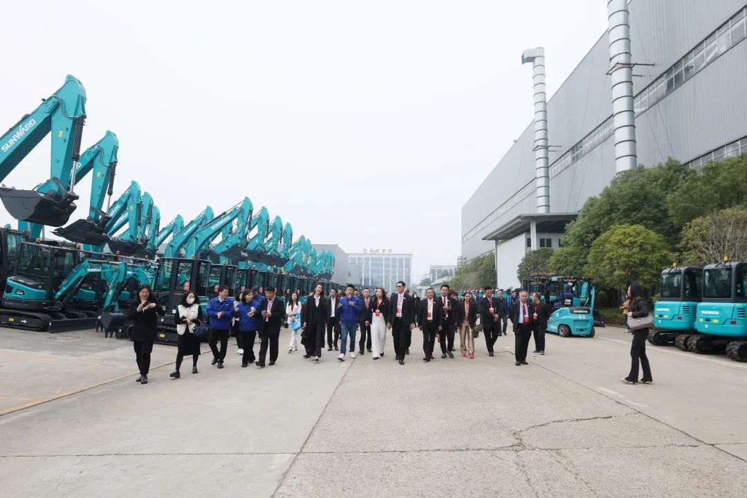 泰国代表团到访beat365官网