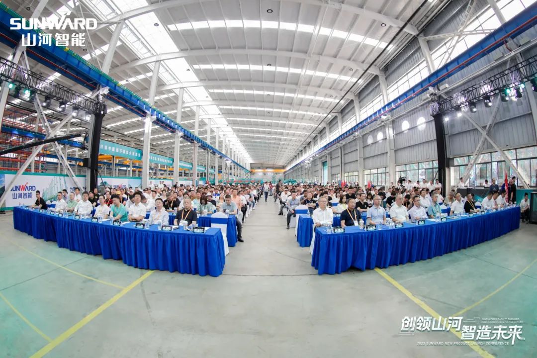2023 CICEE | 全球工程机械盛会完美落幕!beat365官网交出闪亮答卷